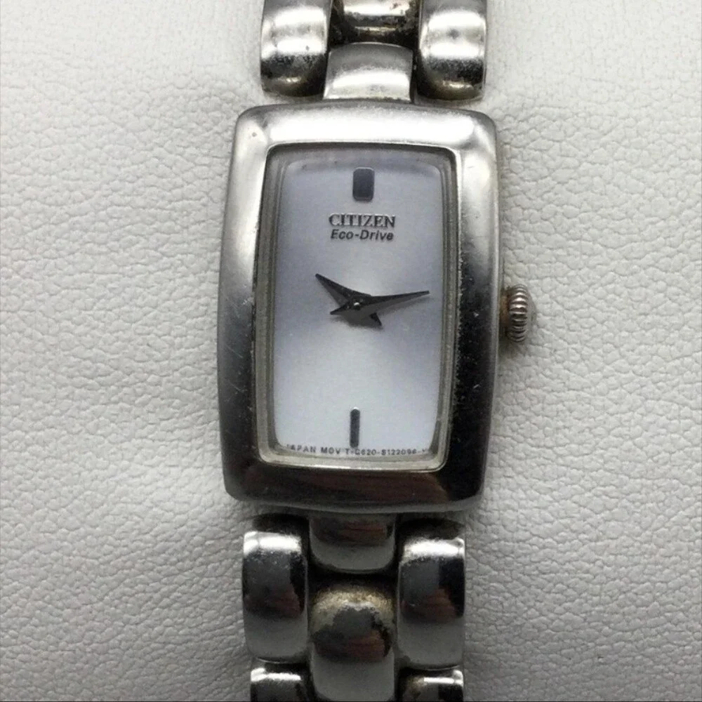 Citizen Eco-Drive Womens Watch 16mm White Dial Stainless Bracelet Solar 6.25